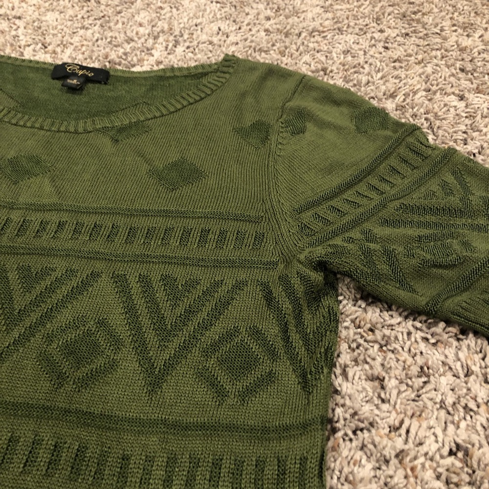 BOHO sweater style top